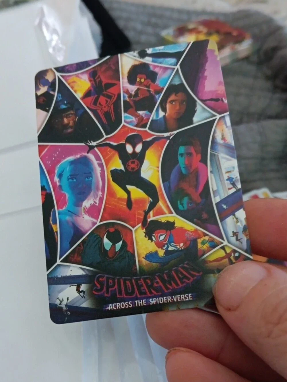 Marvel Ultimate Spider-Man Red and Blue Trading Card